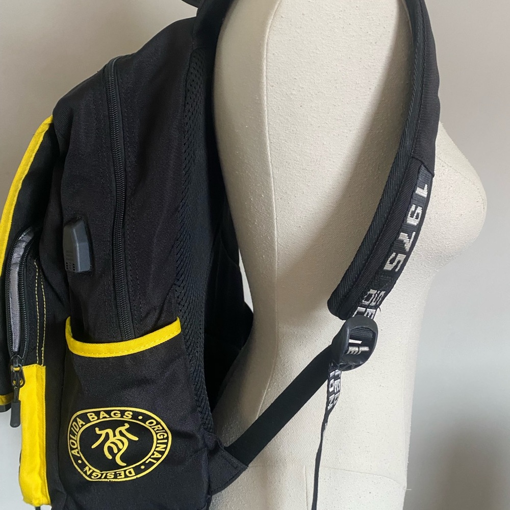 Black and Yellow Kids Backpack+ Pencils Case - Picture 2 of 15